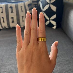 Brand new Gen 3 Oura ring, heritage gold. US Size 9